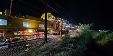 Le train-usine de Transalp Renouvellement est capable de remplacer entièrement jusqu'à 1.400 mètres de voie ferrée par nuit. Un chantier titanesque.