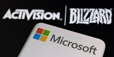 Les logos de Microsoft et Activision Blizzard