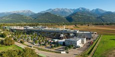 Soitec consomme chaque année 1,2 million de mètres cubes d'eau pour la production des substrats dans ses quatre usines de Bernin (Isère).