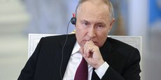 Fin septembre, Vladimir Poutine a directement pointé du doigt les grands groupes pétroliers nationaux qu'il accuse de faire monter les prix.