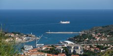 Le Département des Pyrénées-Orientales vient d'attribuer la concession du port de Port-Vendres à un nouvel opérateur pour les quinze prochaines années : la Compagnie Port-Vendraise, consortium rassemblant Transit Fruit, la CCI des Pyrénées-Orientales et une filiale d’EDF.