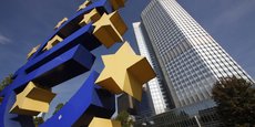 Un logo de l'euro devant le siège de la Banque centrale européenne (BCE) à Francfort