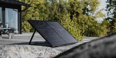 Alors que le marché de l'énergie solaire est radieux, la start-up nantaise Sunology dévoile le premier équipement solaire avec batterie et applications intégrées, à brancher sur une simple prise.