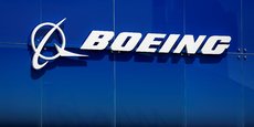 Boeing réduit significativement ses pertes en 2023, mais les perspectives restent incertaines.