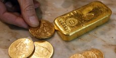 La banque américaine JP Morgan voit même l'or atteindre les 2.300 dollars l'once.