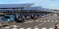 L'hypermarché E.Leclerc d'Avermes, dans l'Allier, compte 22.000 m² de panneaux solaires en ombrières.