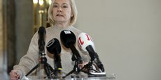 La ministre finlandaise de l'Intérieur Mari Rantanen lors d'une conférence de presse à Helsinki