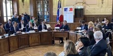 Christophe Béchu, le ministre de la Transition écologique et de la Cohésion des territoires, a présidé la réunion de présentation des annonces de la SNCF.