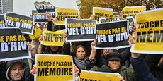 Le 12 novembre 2023, des manifestants protestent à Paris contre la présence de LFI sur le site du Vel’ d’Hiv.