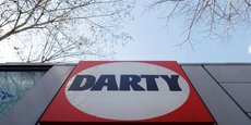 Le logo du détaillant de produits électriques Darty à Paris