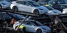 Des véhicules Tesla Model 3 sont en vente sur le site de Tesla à Fremont, en Californie.