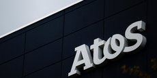 Le logo Atos sur un bâtiment de l'entreprise à Nantes