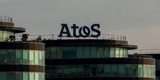 Le logo d'Atos visible sur un bâtiment de l'entreprise à Bezons, près de Paris