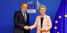 Les relations entre l'UE et Varsovie connaissent un renouveau depuis la défaite du PiS lors des élections législatives d'octobre et l'arrivée au pouvoir des forces pro-européennes emmenées par Donald Tusk.