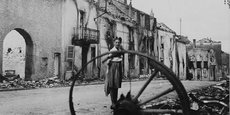 Photo d’archive de Dortan après les incendies déclenchés par les Allemands, le 21 juillet 1944.