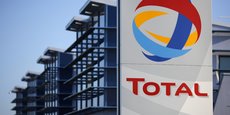 Logo du géant pétrolier français Total devant la raffinerie de pétrole de Donges