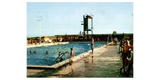 La piscine municipale de Bourg-en-Bresse (Ain) en 1969.