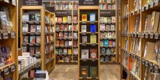 La sélection de livres proposés à la vente est établie en fonction des avis des lecteurs et des commandes sur le site Amazon.com, précise le groupe dans un communiqué. Sur la photo, la première boutique physique de Amazon à Seattle.