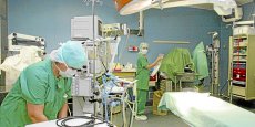 Les coûts moyens des séjours chirurgicaux pour des interventions lourdes s'élèvent, respectivement, à 16.650 et 8.000 euros. (Photo: Reuters)
