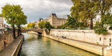 À Paris, La Seine peut être une alternative à la pollution de l'air conditionné