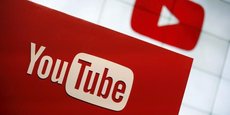 En 2017, la plateforme vidéo YouTube a revendiqué plus d'un milliard d'heures de contenus visionnés chaque jour dans le monde et 1,5 milliards d'utilisateurs connectés par mois.