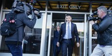 L'ancien patron controversé d'Uber, Travis Kalanick, mardi 6 février sortant de la Cours de justice fédérale de San Francisco.