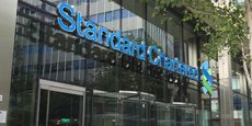Standard Chartered est une banque britannique dont le siège social est à Londres. Elle est cotée sur l’indice FTSE 100 de la bourse de Londres et figure parmi les 30 plus grosses capitalisations boursières britanniques.