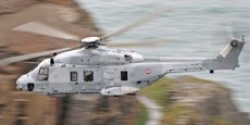 L'hélicoptère NH90 (ici version Marine) est un hélicoptère lourd aux normes de l'Otan développé par Airbus.