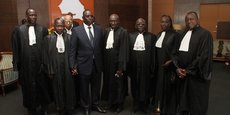 Le président Mack Sall en compagnie des juges de la Cour constitutionnelle.