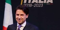 Le chef de file du Mouvement 5 Etoiles Luigi Di Maio et le patron de la Ligue Matteo Salvini ont désigné Giuseppe Conte comme président du Conseil italien.