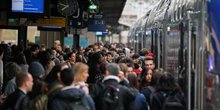 4e jour de grève des cheminots en gare de Lyon Part Dieu, à Paris, le 9 avril 2018