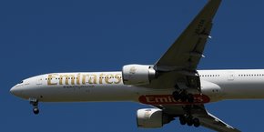 Emirates a annoncé ce lundi un bénéfice annuel net record de 5,1 milliards de dollars, en hausse de 71% par rapport à l'année précédente.