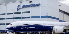 Boeing accuse financièrement le coup dans l'attente de pouvoir reprendre les livraisons de ses 787.