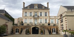 Le siège de la maison de champagne Bollinger à Ay (Marne).