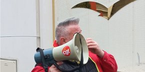 Le 7 février 2023, un mouvement de grève a été lancé au sein de la filiale Altrad Endel par la CGT et la CFDT pour réclamer des augmentations générales de salaires.