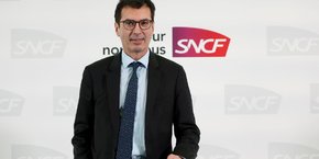Des « propositions » de primes « sont en cours de discussion » et « je pense qu'on sera en capacité de converger au mois de mai, au mois de juin », a expliqué le patron de la SNCF, Jean-Pierre Farandou.