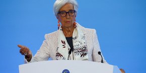 Car au-delà d'avoir un effet sur l'accélération des prix, le resserrement monétaire de la BCE a également des effets sur la croissance de la zone eur