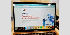 La nouvelle plateforme de recrutement SKIFEC vise à constituer un vivier de candidats à même d'intéresser les cabinets d'expertise comptable, à la peine pour recruter leurs collaborateurs. Elle était présentée au Congrès national des experts-comptables du 27 au 29 septembre à Montpellier.