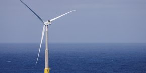 En 2021, 84% de la production d'énergie bretonne provenait de ressources renouvelables, couvrant 19% de la consommation. Dans ce mix énergétique, le bois arrive en tête (32%) et les espoirs sont dirigés vers l'éolien en mer.