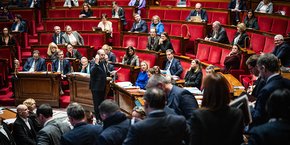 Le 28 novembre, à l’Assemblée nationale, lors des questions au gouvernement. Éric Dupond-Moretti interpelle les députés RN qui quittent l’hémicycle.