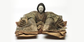 Poupée de l’impératrice pour la fête des petites filles, fin de l’époque Edo (1603-1868).