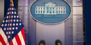 En réponse aux attaques, les Etats-Unis ont lancé, la semaine dernière, une coalition navale de désormais vingt pays pour défendre le trafic maritime en mer Rouge.