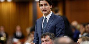 A la peine dans les sondages, Justin Trudeau, le Premier ministre canadien, veut séduire les jeunes électeurs qui lui ont déjà fait confiance.