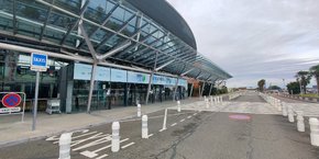 En baisse de 6 % sur un an et de 43 % par rapport à 2019, l'activité de l'aéroport de Pau-Pyrénées a été très calme en 2023. Au point de menacer son avenir ?