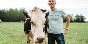 Éleveur laitier en Loire-Atlantique, Jean-Michel Péard est à l'initiave du réseau Invitation à la ferme.