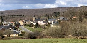 Les territoires ruraux couvrent 94 % de la superficie du Grand Est. Ici, la commune de Sécheval (Ardennes).