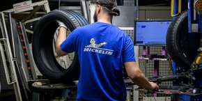 Michelin souhaite la mise en place d'un salaire « décent » pour ses 132.000 salariés dans le monde.