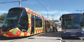 Le projet de SERM Montpellier Méditerranée met l'accent sur l'intermodalité, avec du transport routier urbain et interurbain, du ferroviaire et des déplacements doux.