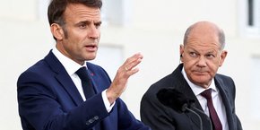 Emmanuel Macron et Olaf Scholz ont plaidé mardi pour mettre en place un produit d'épargne européen.
