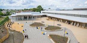 Le collège de Parempuyre, en Gironde.